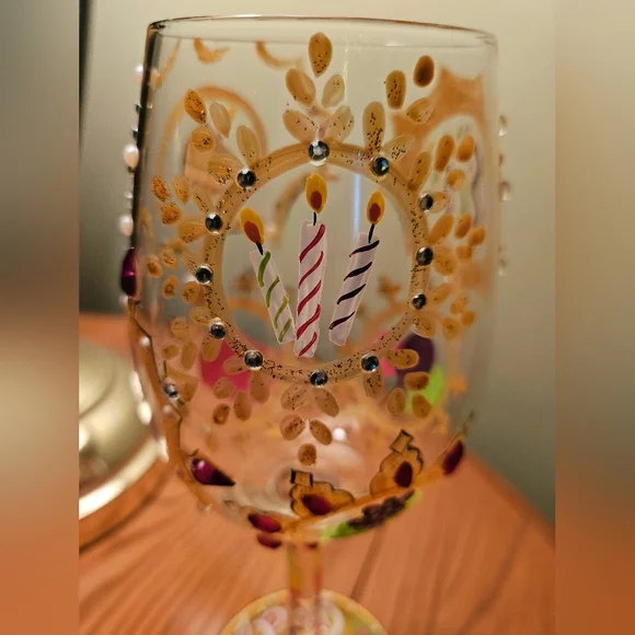 Lolita handpainted wine glass for the Birthday Girl - Picture 6 of 8